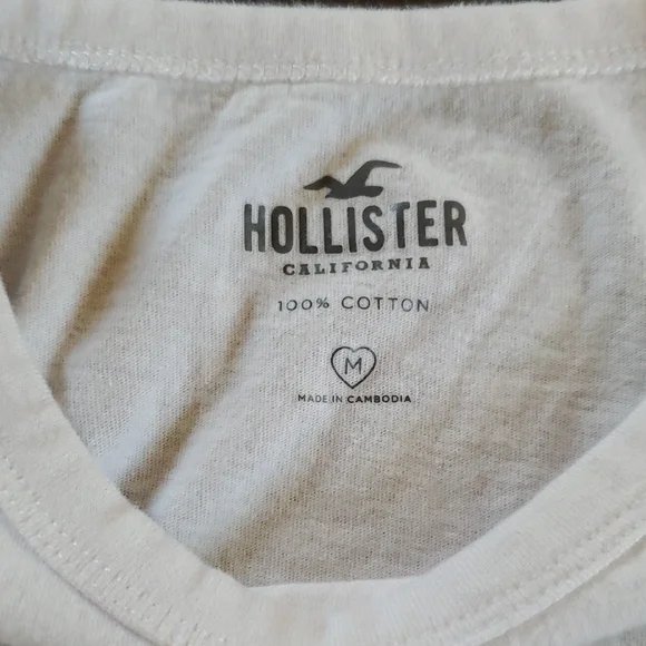 Hollister Blue Button-Up and White Graphic Tee Set - Picture 3 of 7